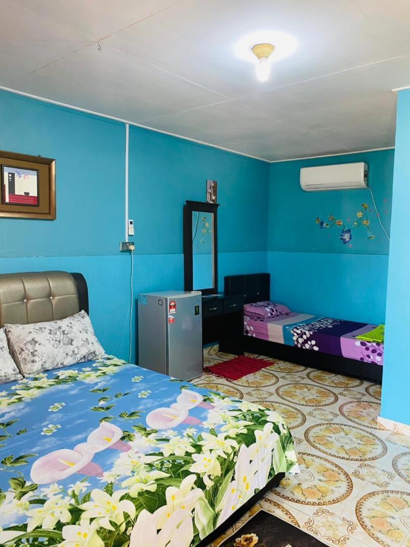 Ella'S Place Salang Tioman Kampong Ayer Batang Екстериор снимка
