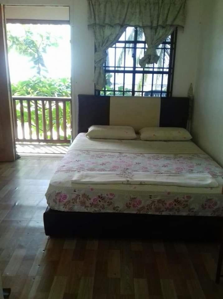 Ella'S Place Salang Tioman Kampong Ayer Batang Екстериор снимка