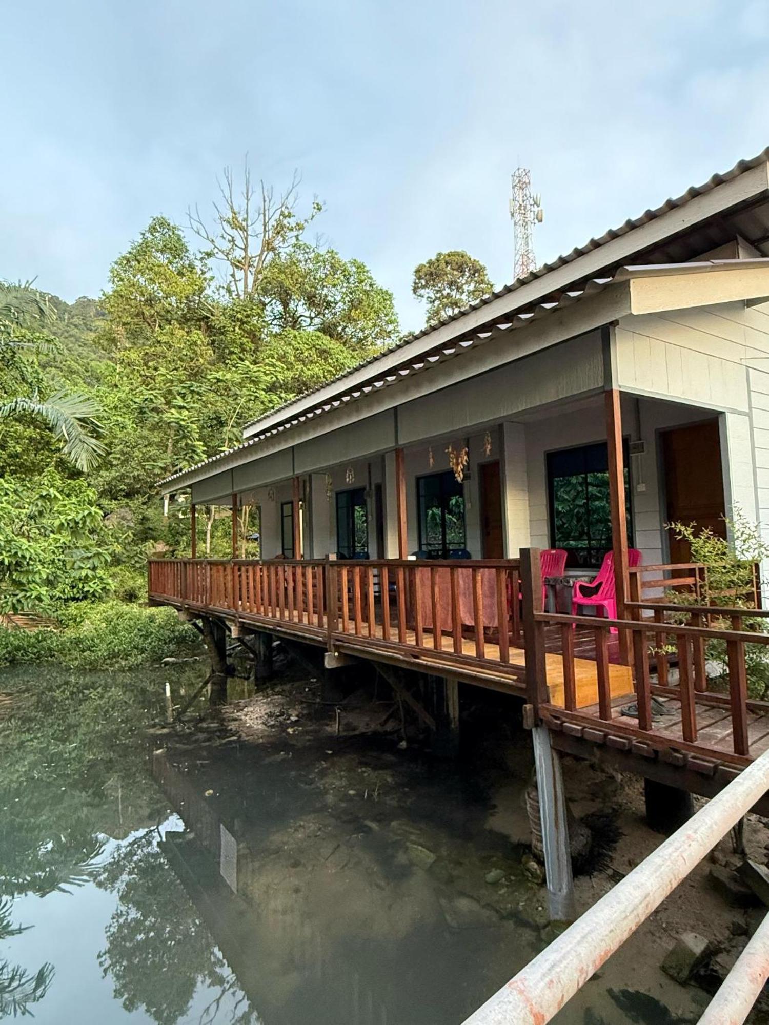 Ella'S Place Salang Tioman Kampong Ayer Batang Стая снимка